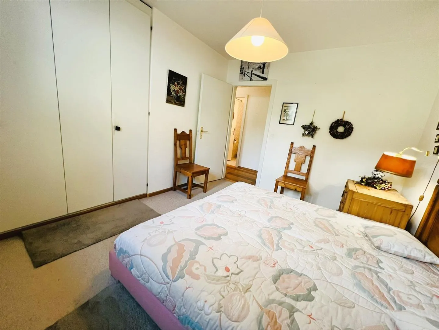ZUR SAISON: Wunderschöne 3,5 Zimmer renoviert - Geräumig & hell - Wunderschöner Blick - Bi - Foto 8 von 16