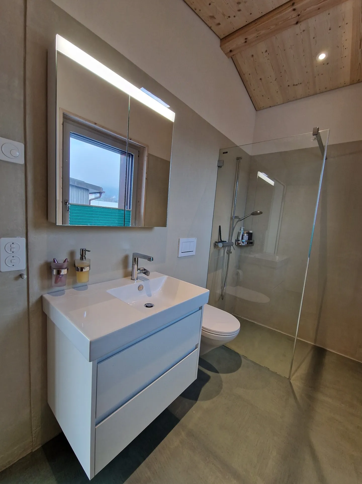 Casa singola in affitto - Foto 4 di 5