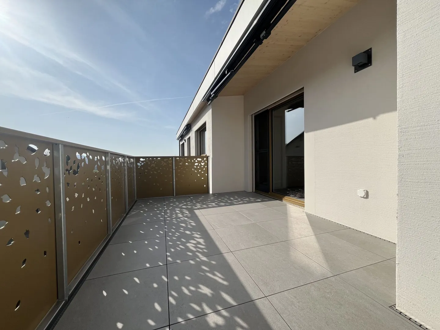 CON UNA MAGNIFICA VISTA LIBERA - Foto 2 di 22