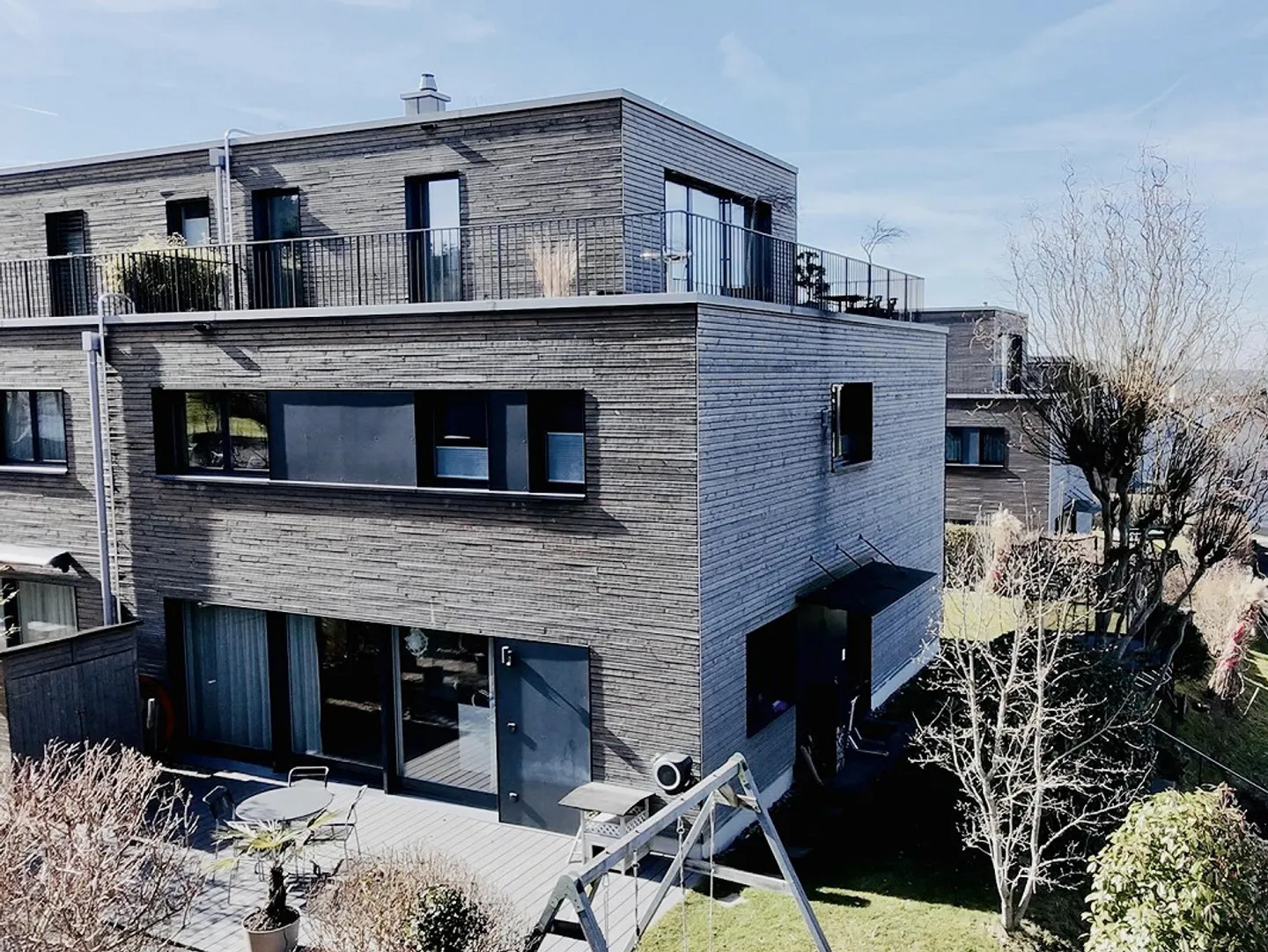 Maison Minergie lumineuse avec terrasse sur le toit et vue - Photo 10 sur 13