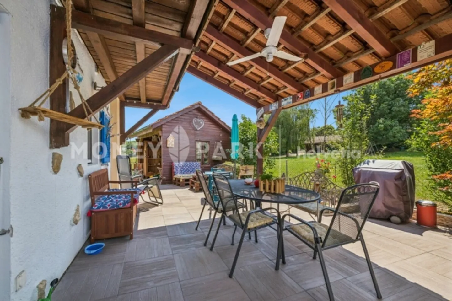 Villa indipendente con appartamento indipendente di 2,5 stanze - Foto 3 di 15