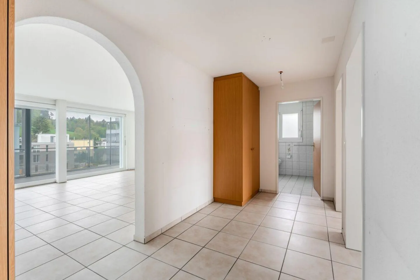 Appartement 4.5 pièces avec un plan d'étage passionnant dans un emplacement idéal - Photo 5 sur 13