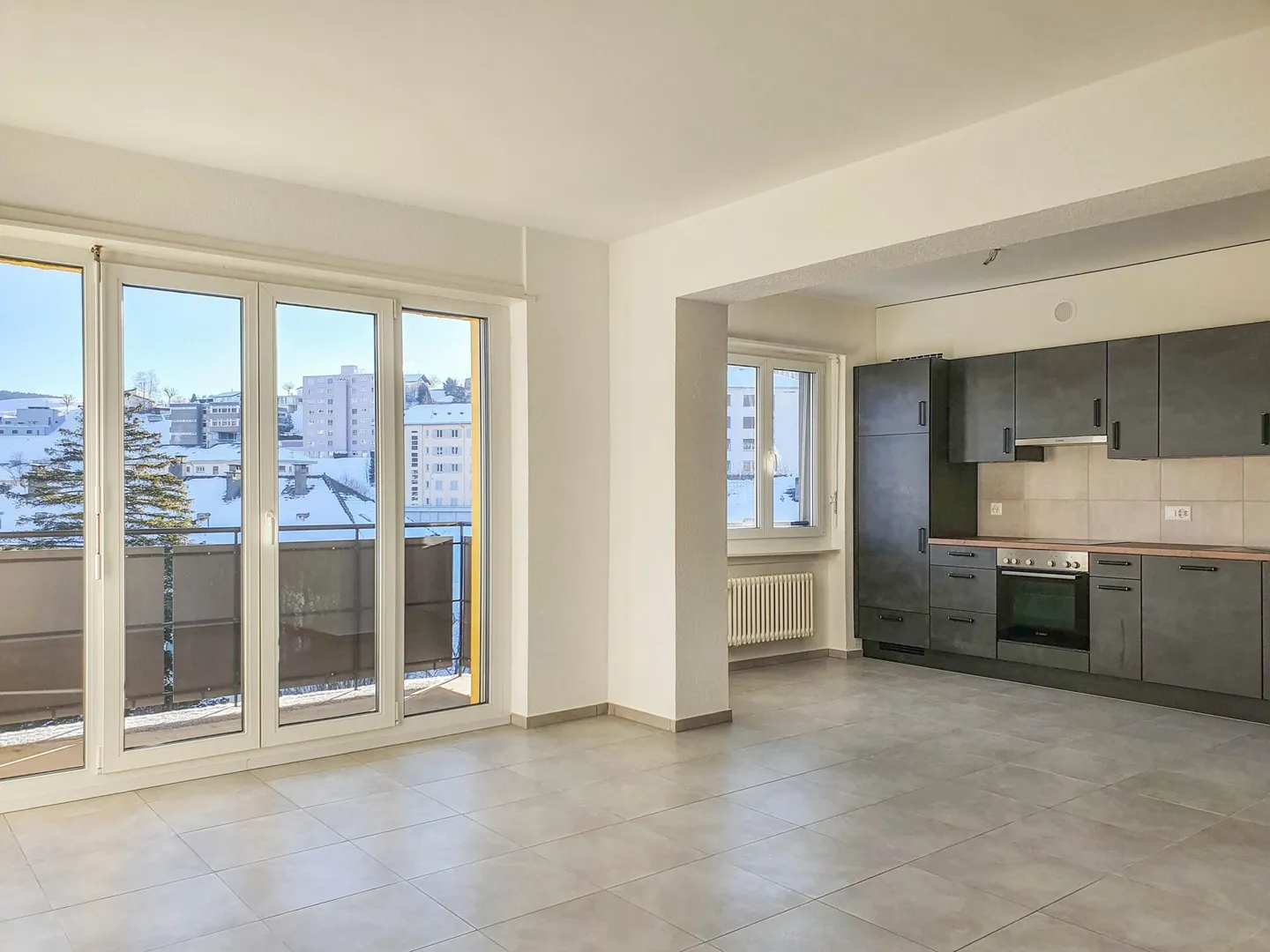 Jeanneret 26 - 2.5p 3° piano n°34 - Foto 1 di 6