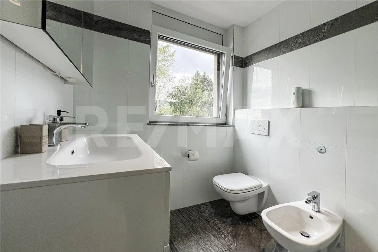 Appartement 3.5 pièces dans le vert - Photo 13 sur 13