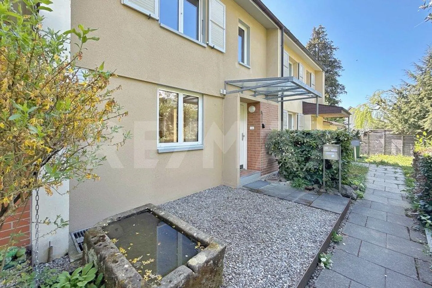 Your new home in Bolligen - quiet, green & close to the city - Photo 3 of 13