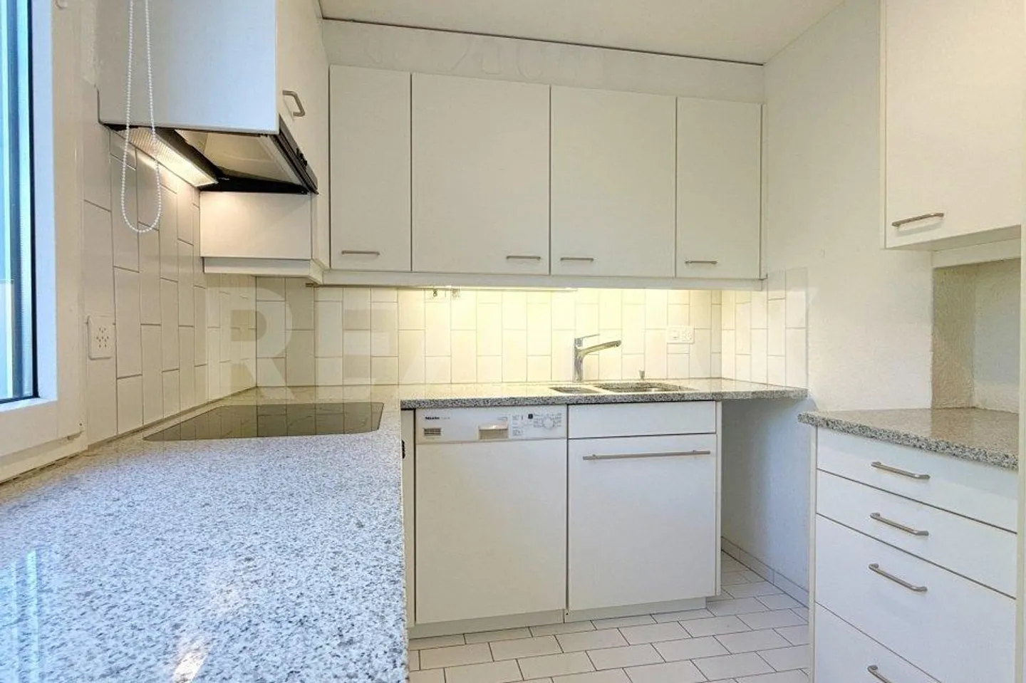 Your new home in Bolligen - quiet, green & close to the city - Photo 8 of 13