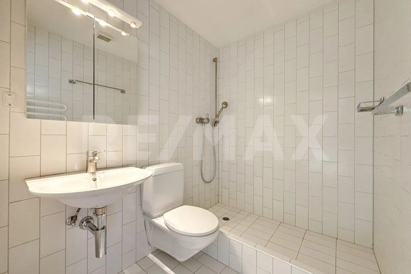 Your new home in Bolligen - quiet, green & close to the city - Photo 11 of 13