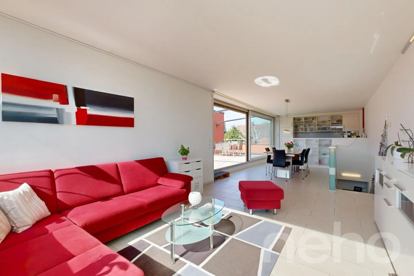 Well-maintained 5.5-room apartment on two levels with large south terrace - Photo 1 of 12