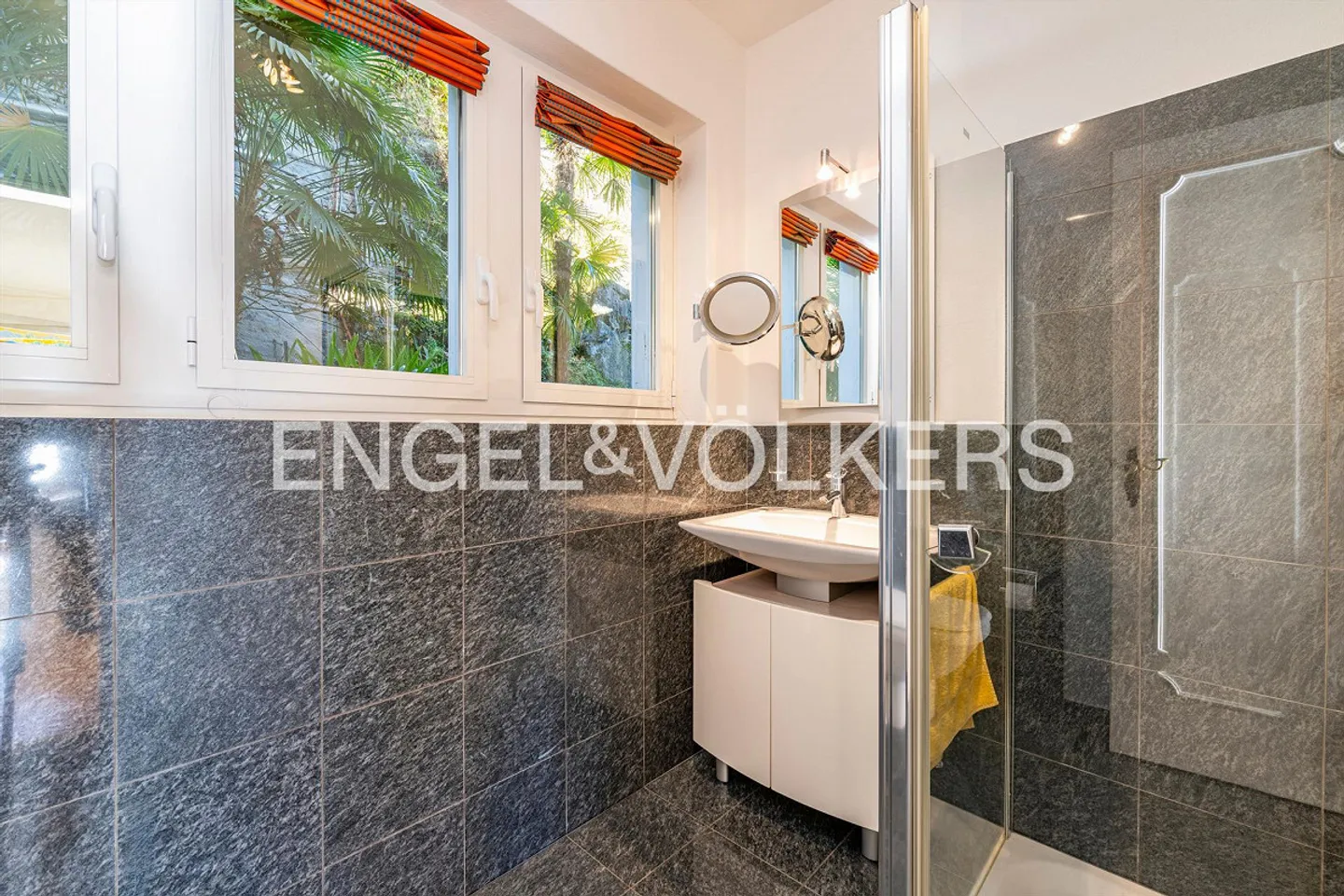 Villa elegante con accesso al lago ad Ascona (114) - Foto 12 di 17