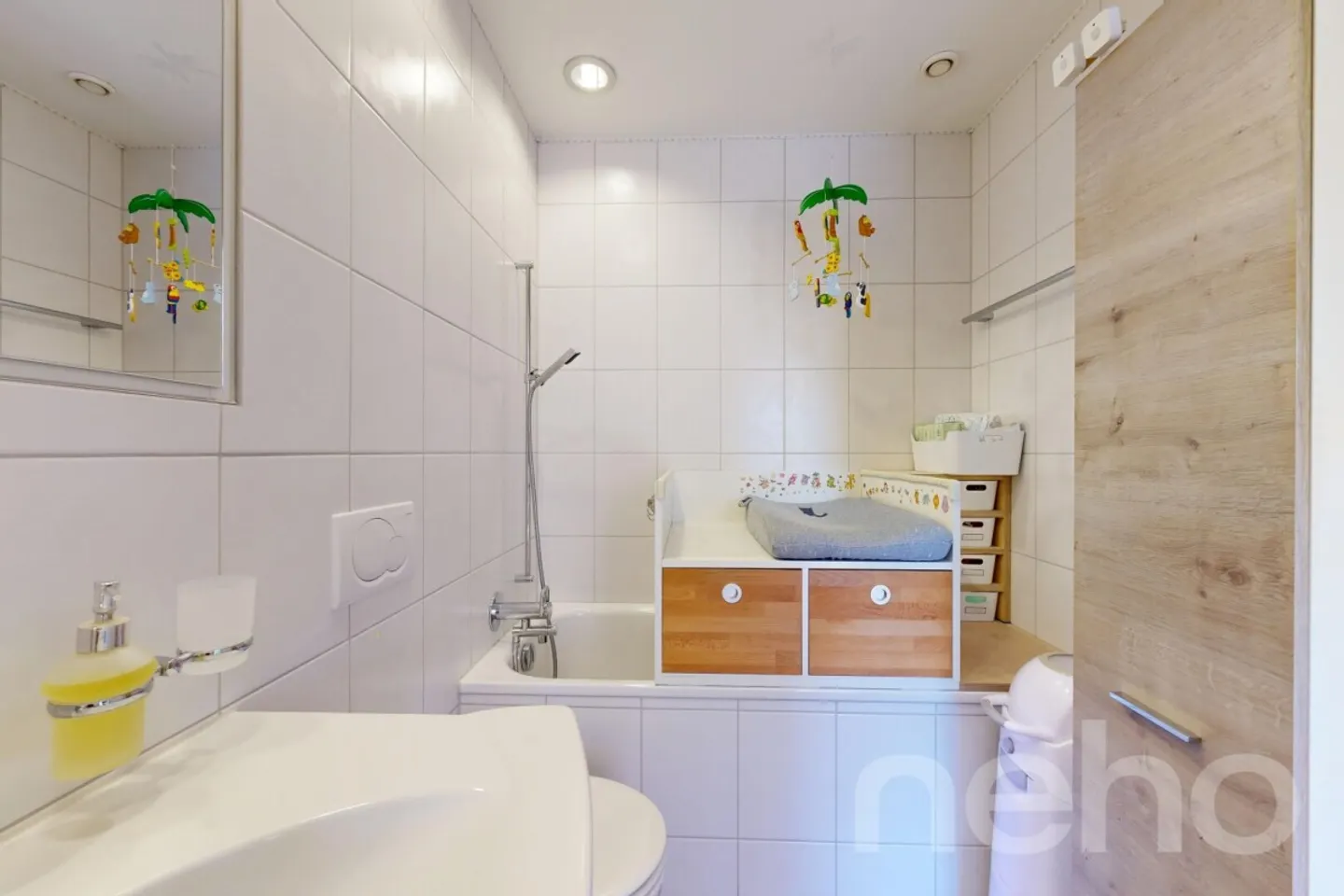 Well-maintained 5.5-room apartment on two levels with large south terrace - Photo 8 of 12