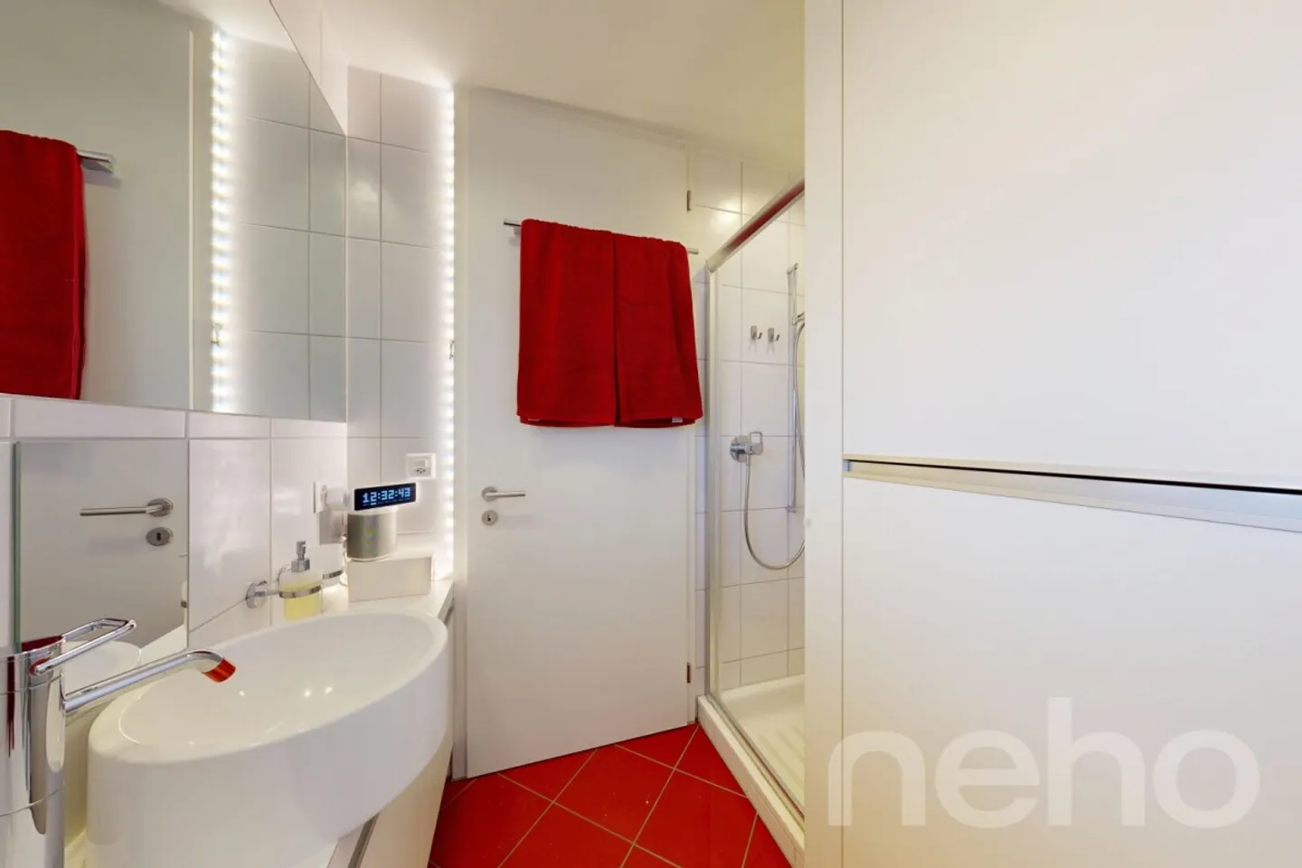 Well-maintained 5.5-room apartment on two levels with large south terrace - Photo 9 of 12