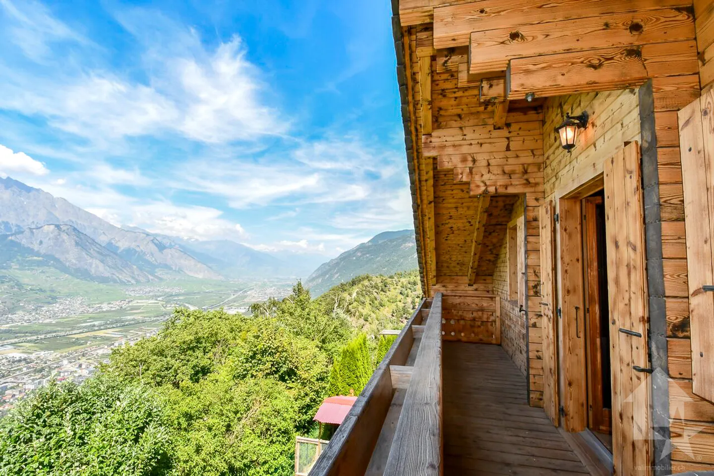 Spazioso chalet a pochi minuti da Saxon - Foto 1 di 26