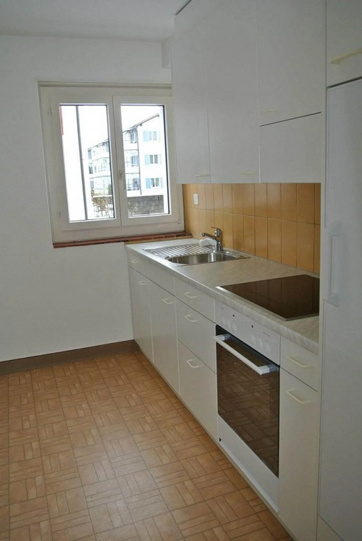A Happy Start to Living in Zug - Photo 4 of 5