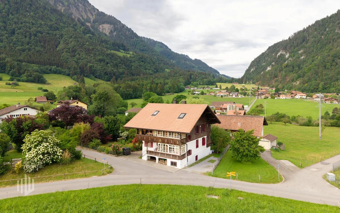 Charmantes Zweifamilienhaus in Wimmis - Foto 11 von 13