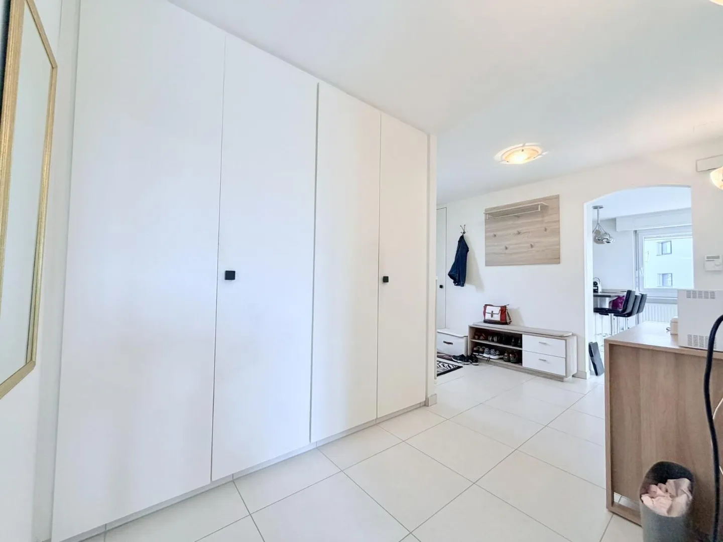 Charming Semi-Detached House - Photo 3 of 10