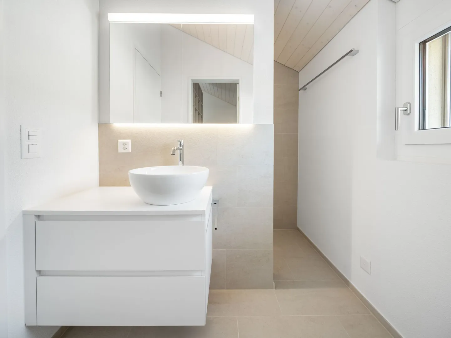 Four exclusive new-build houses - Photo 7 of 7