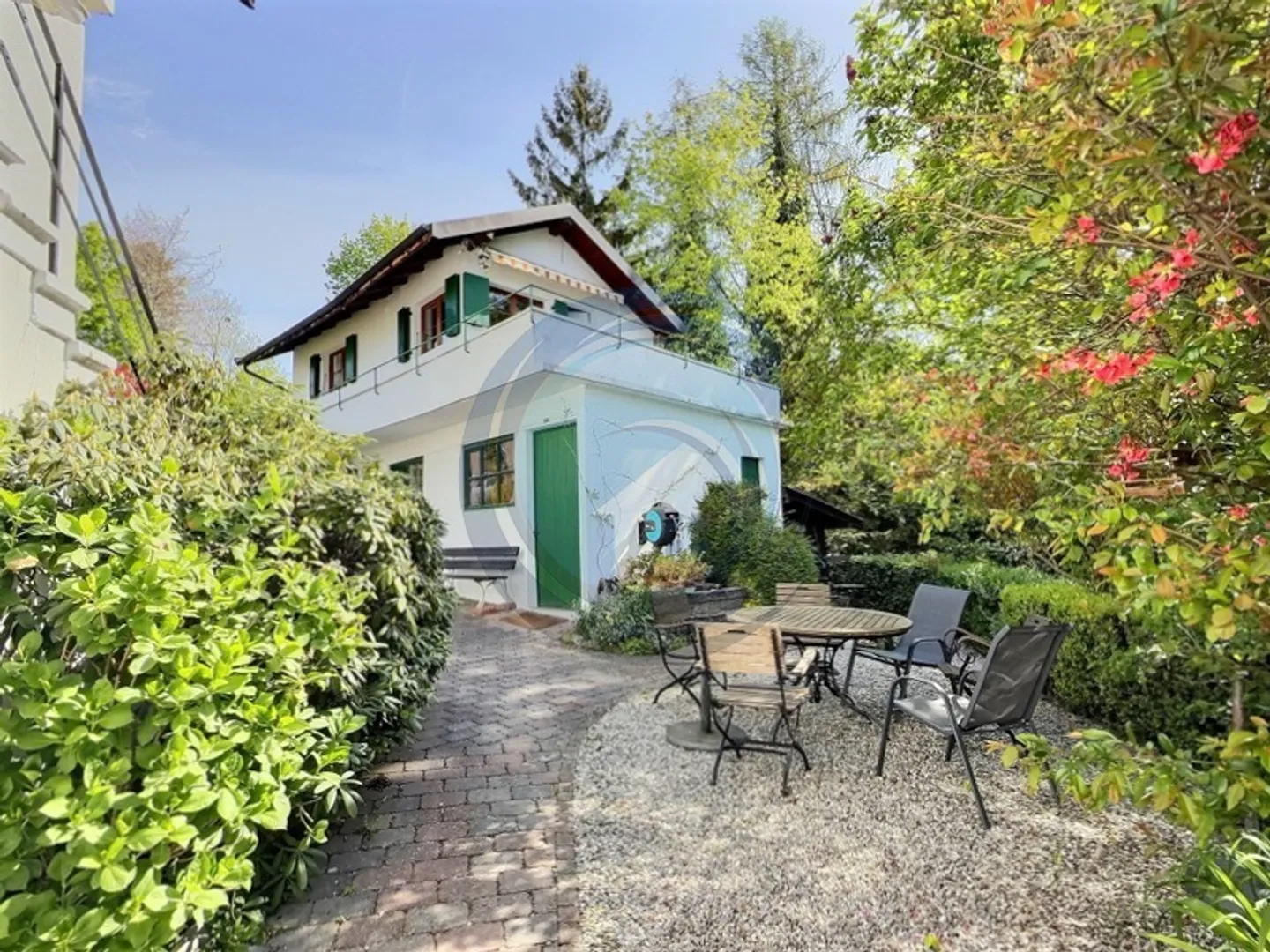 CHARMING PROPERTY WITH PANORAMIC VIEW - SAINT-LÉGIER-LA CHIÉSAZ - Photo 5 of 13