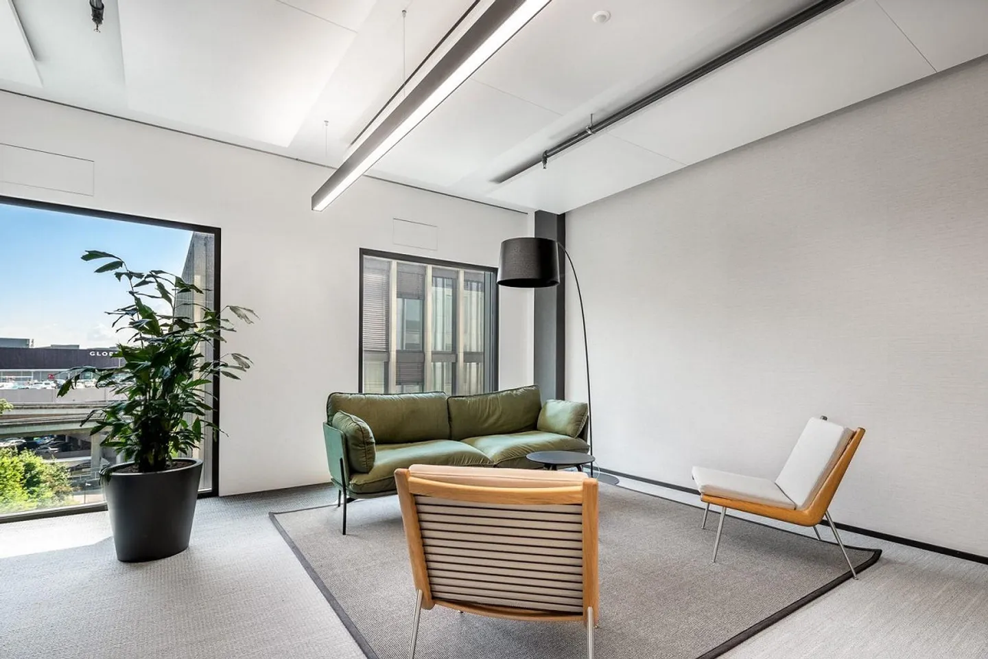 R2 Tower - Take Your Business to New Heights! - Photo 7 of 13