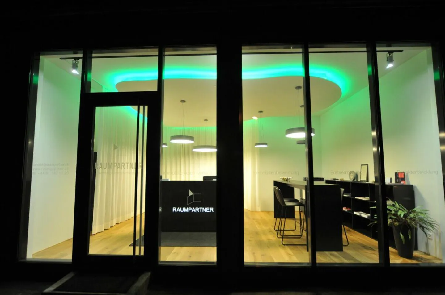 Spazio commerciale in una posizione ben frequentata a Buchs SG - Foto 1 di 7