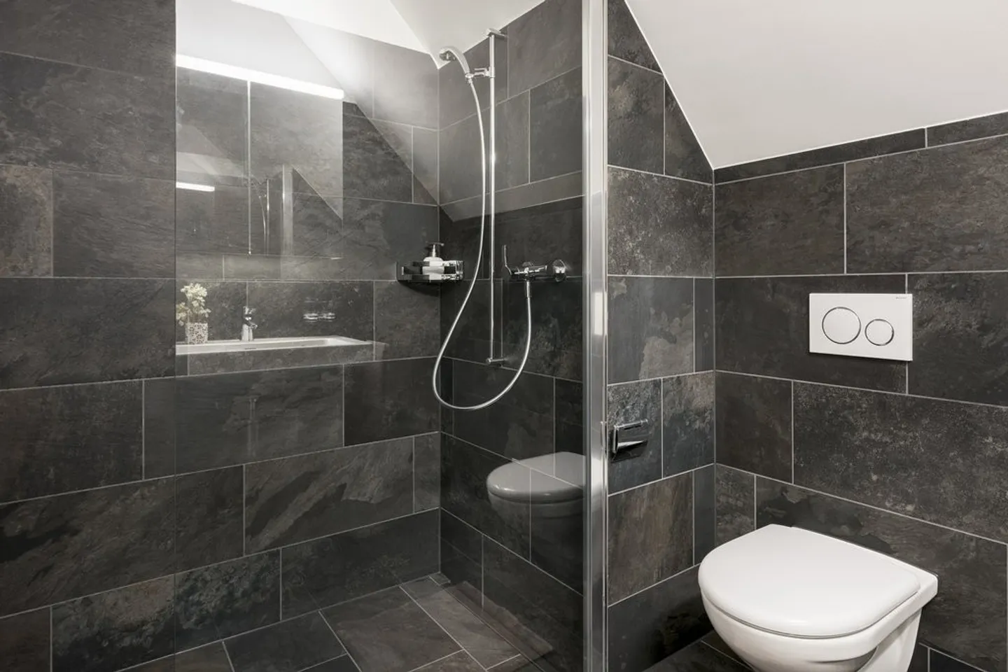 Superbe appartement en duplex de 5,5 pièces à louer dans la verdure - Photo 11 sur 11