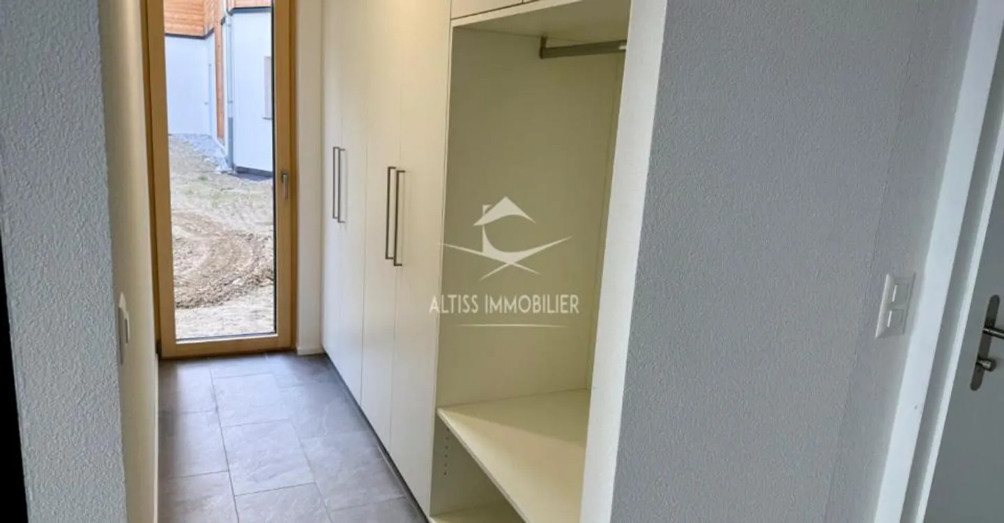 New Apartment with Garden - Photo 10 of 10