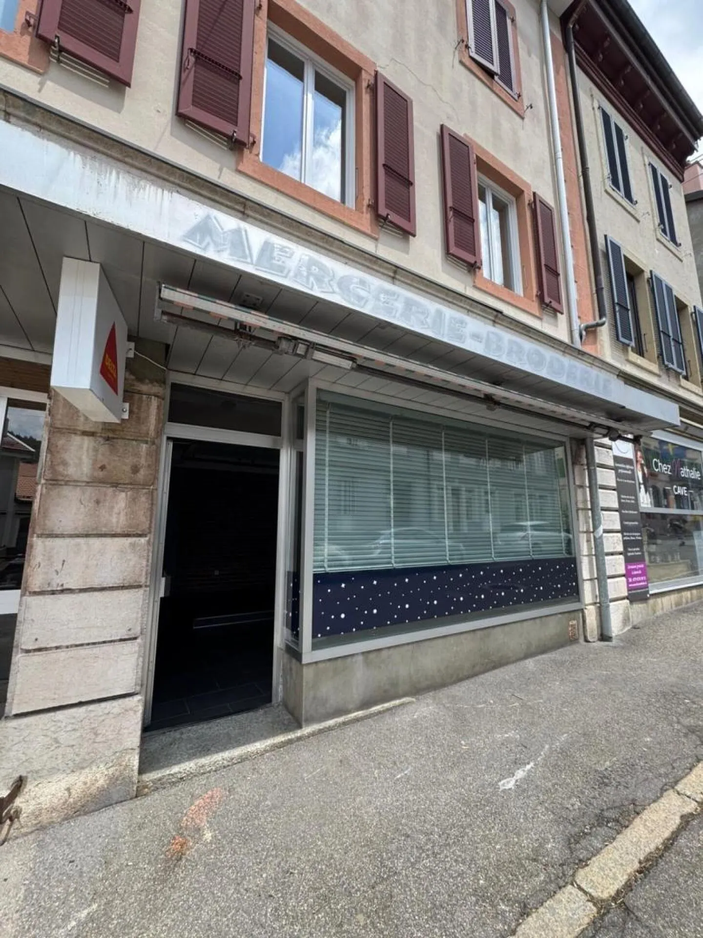 Arcade/Vetrina/Negozi 57 m2 a Ste-Croix - Foto 1 di 5