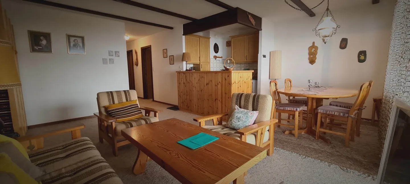 Ampio appartamento di 2,5 locali di 62 m2 + balcone di 11 m2 + posto auto nel garage interno - Foto 13 di 29