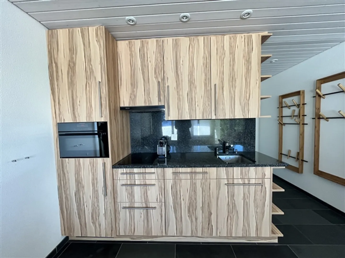 Appartement / 2,5 pièces rénové et meublé / Thyon 2000 / AGENT UNIQUE - Photo 2 sur 6