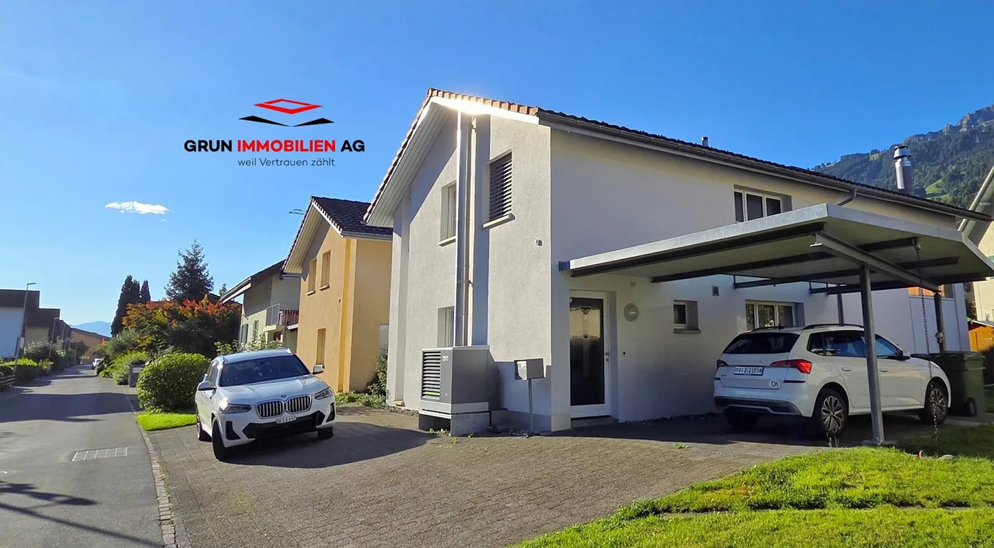 6½-Zimmer-Einfamilienhaus mit übergrossem Wintergarten an bester Makrolage - Foto 1 von 17