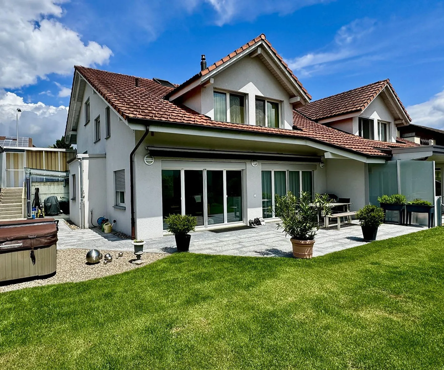 Very central, sunny location with a view of the Alpstein - Photo 1 of 9