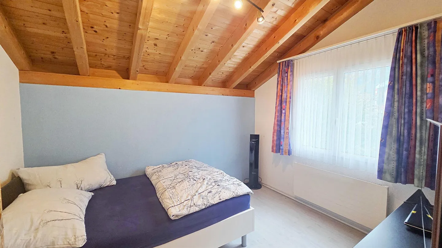 6½-Zimmer-Einfamilienhaus mit übergrossem Wintergarten an bester Makrolage - Foto 9 von 17