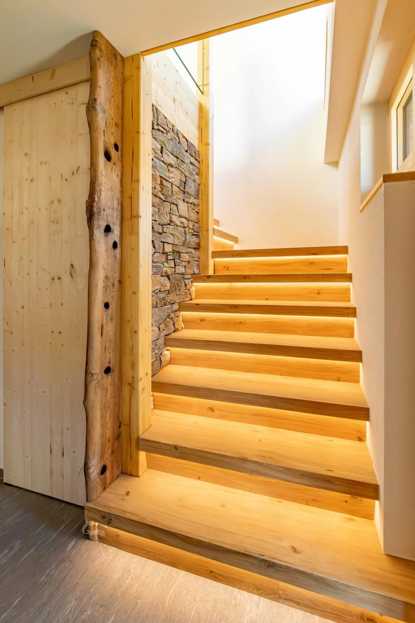 Vie exclusive à Termen - Première location après une rénovation de haute qualité d'un ancien - Photo 8 sur 13