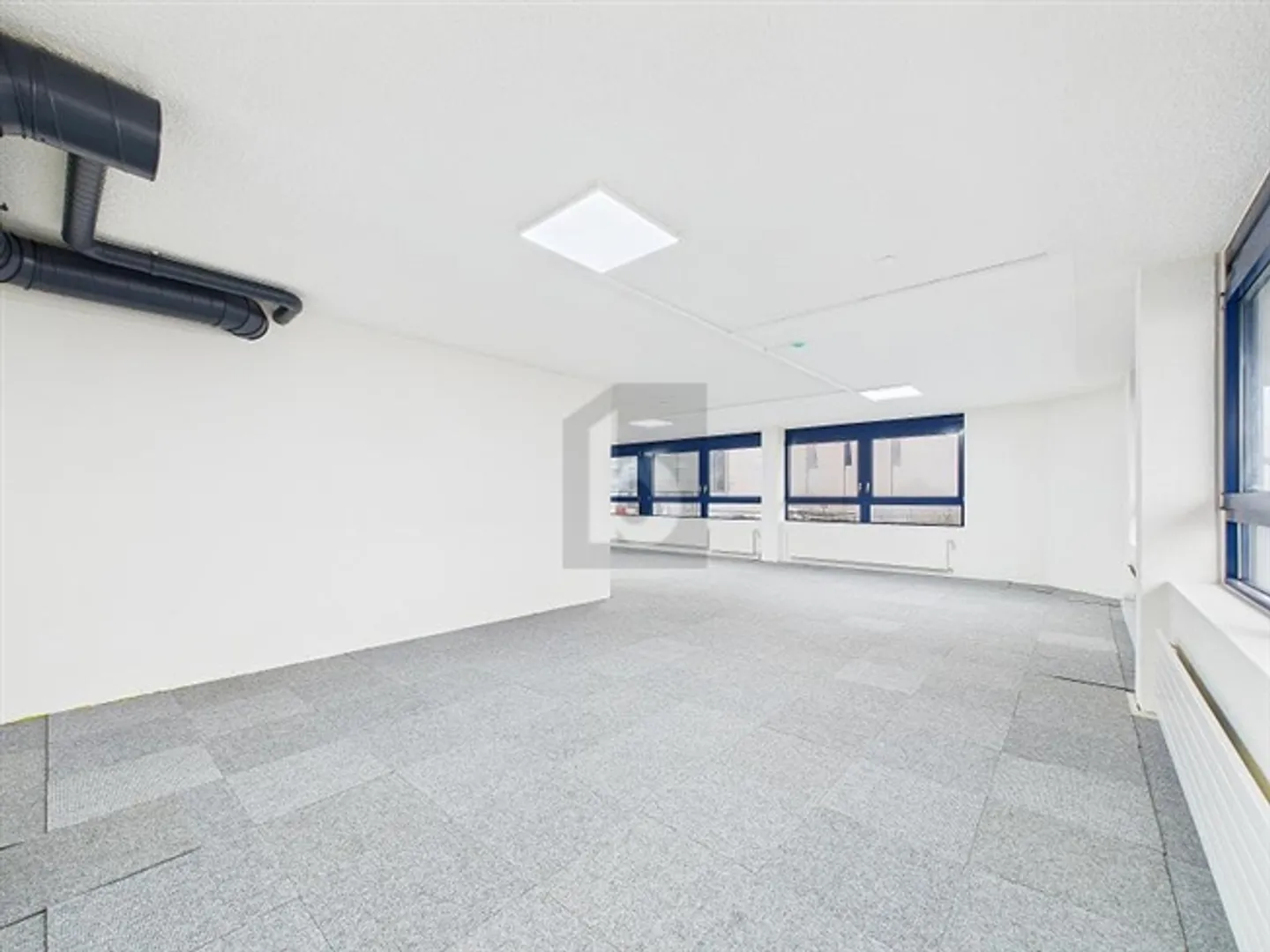 SHOWROOM HELLER IN POSIZIONE STRATEGICA - Foto 5 di 6