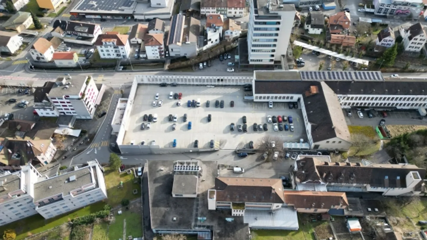Büros zur Miete im Herzen von Moutier - Foto 2 von 6