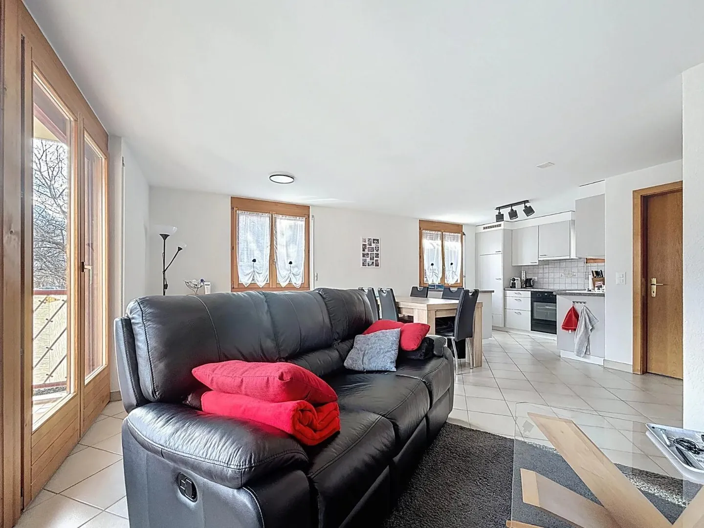 4.5 Room House - Photo 4 of 13