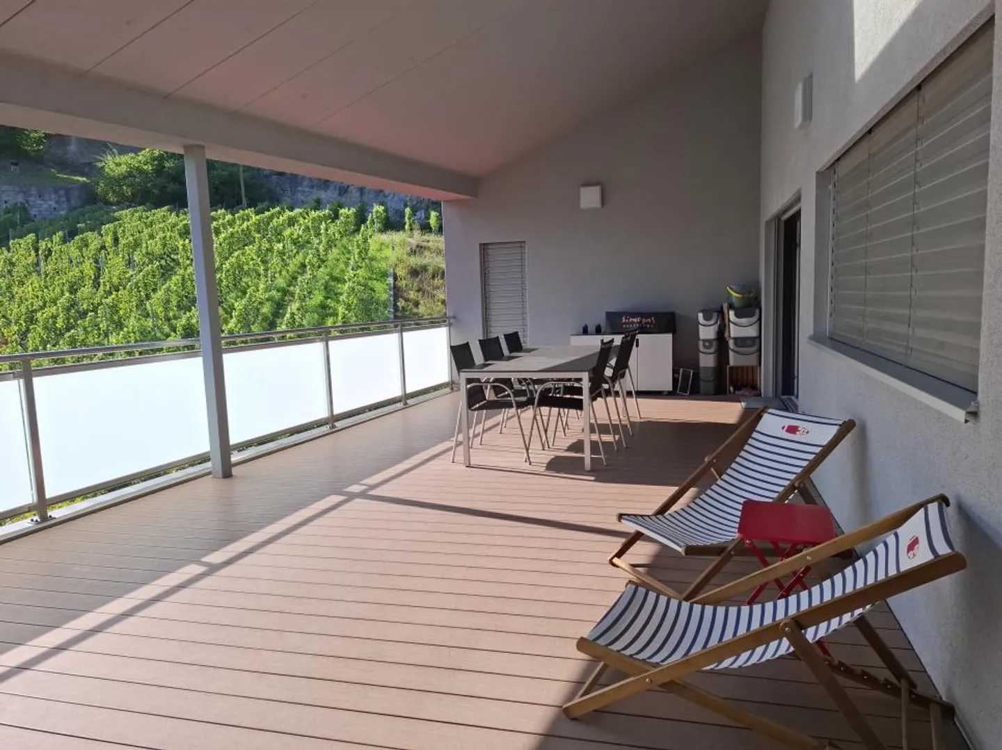 Vollständig-Branson (VS) - 4,5-Zimmer-Wohnung mit überdachter Terrasse - Foto 5 von 11