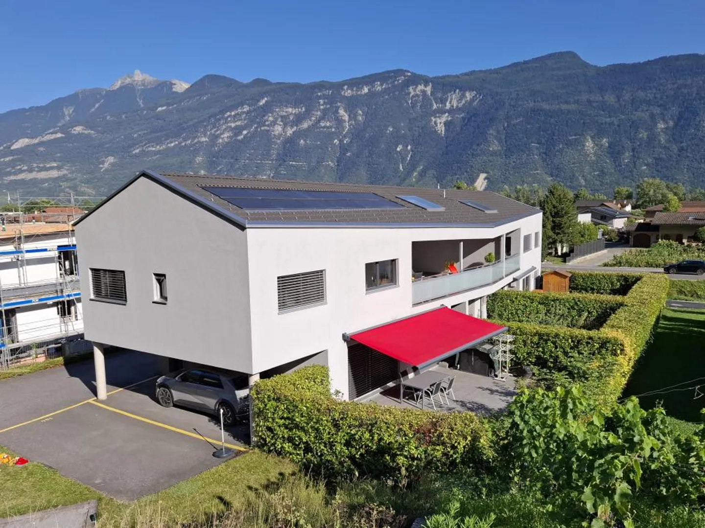 Vollständig-Branson (VS) - 4,5-Zimmer-Wohnung mit überdachter Terrasse - Foto 2 von 11
