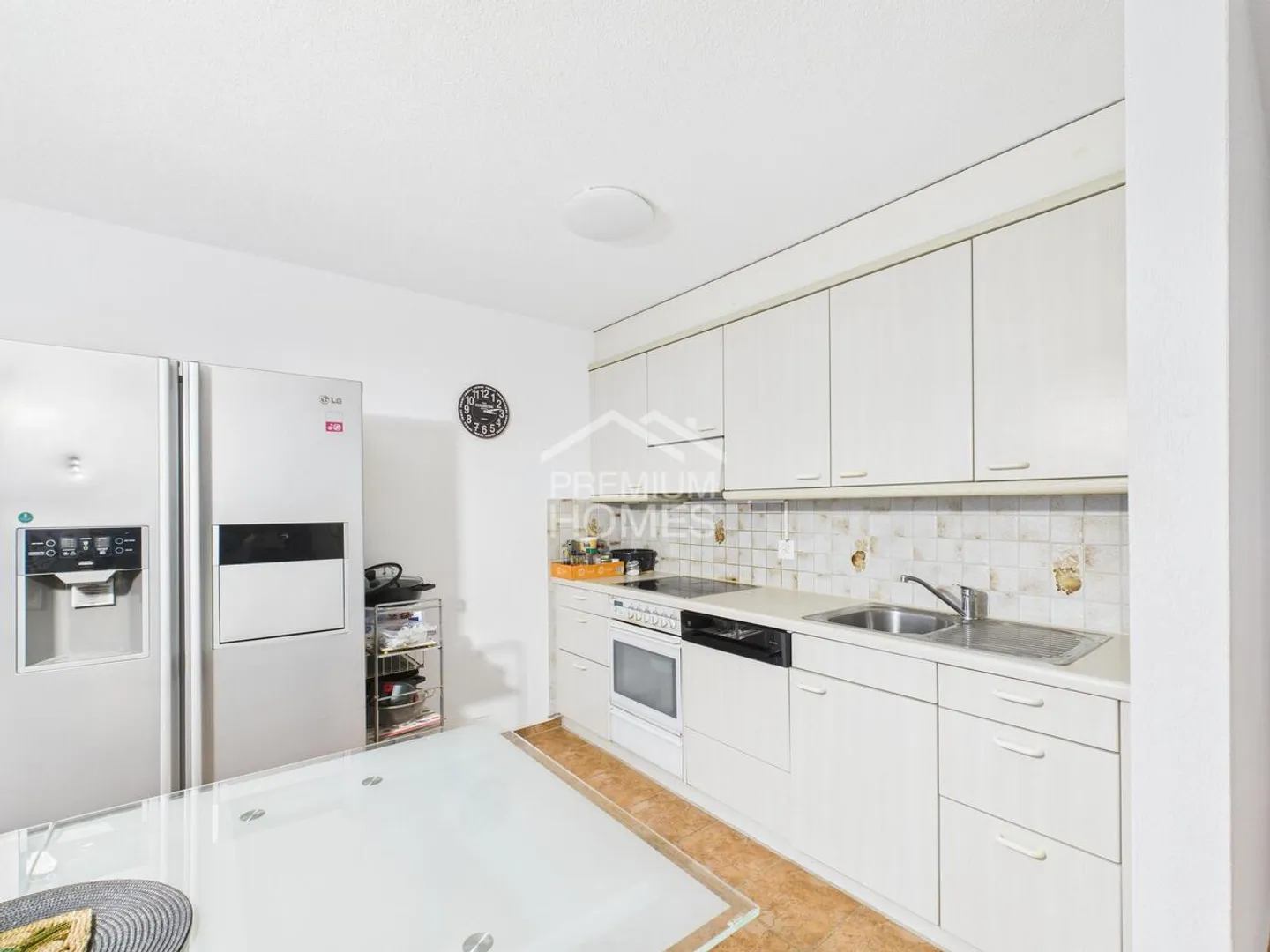 Attractive apartment in a central location of Biel - Photo 4 of 9