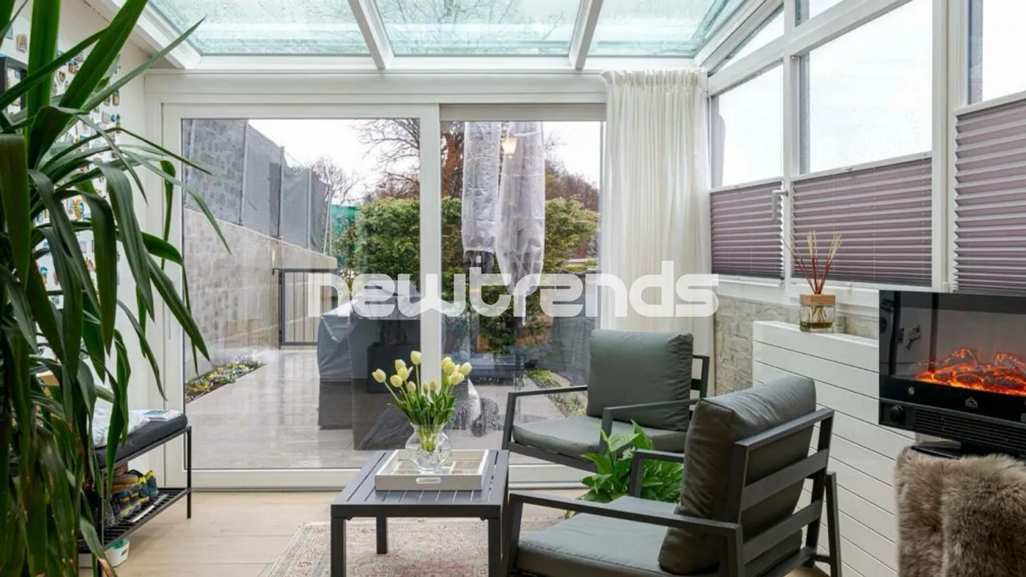 Agra: Moderno appartamento di 5 locali in bifamiliare con terrazza e vista. - Foto 3 di 13