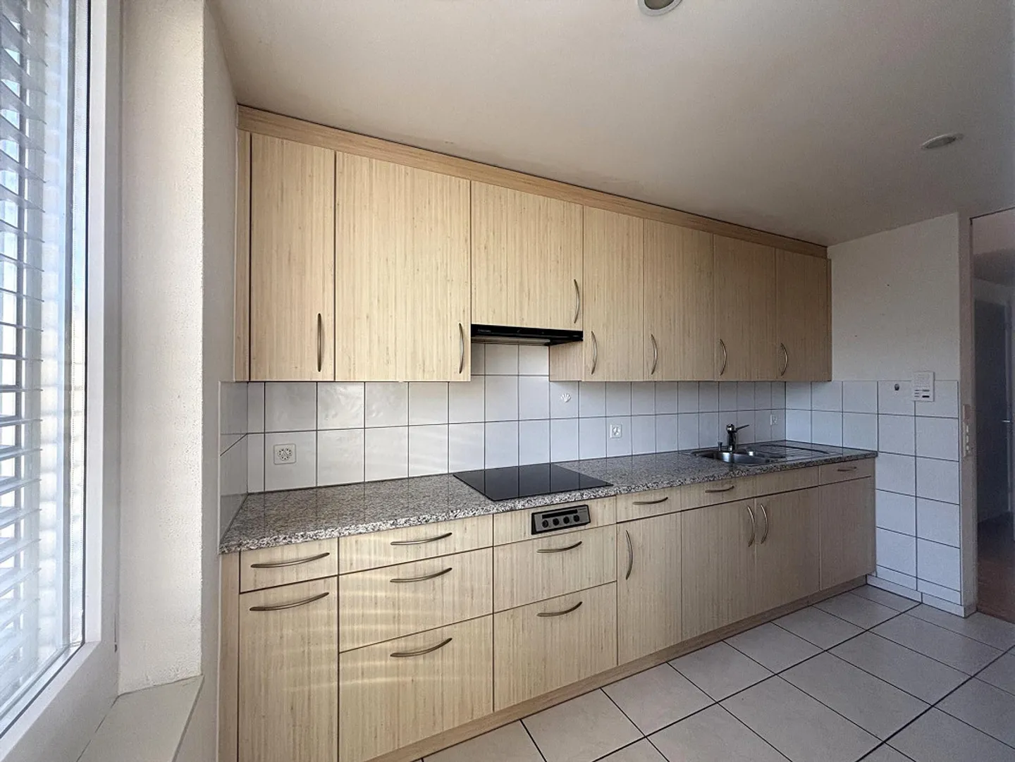 Bright and spacious 3.5-room apartment in Lachen - Photo 5 of 11