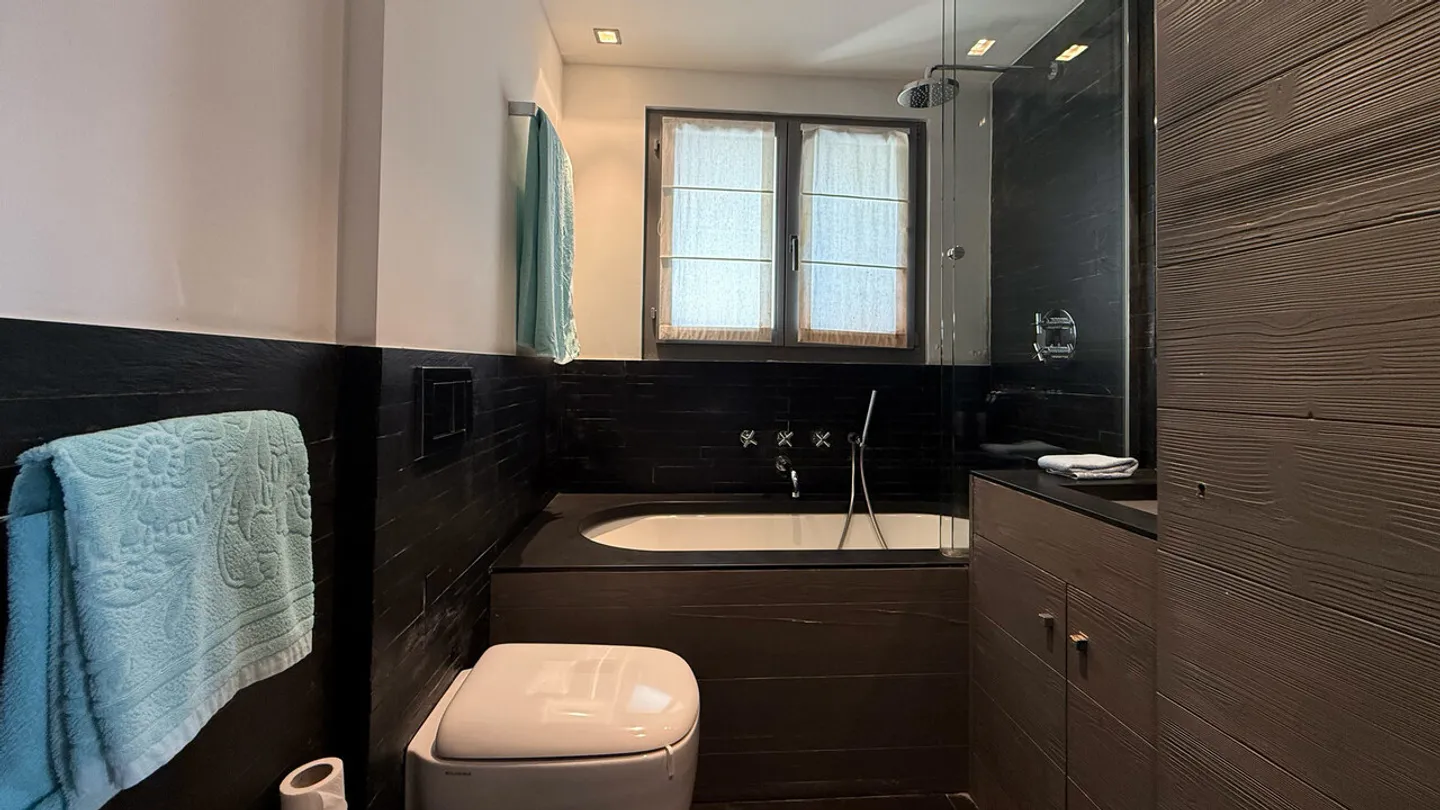 Appartamento in affitto - Foto 8 di 12