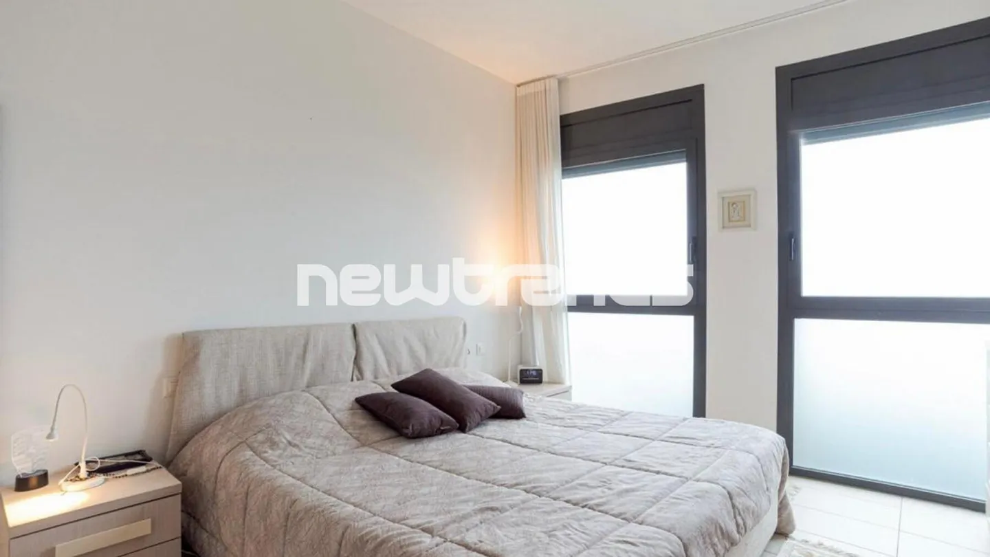 Agra: Moderno appartamento di 5 locali in bifamiliare con terrazza e vista. - Foto 9 di 13