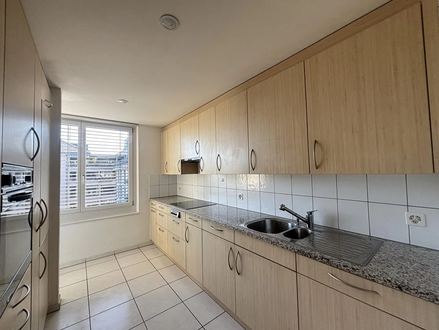 Bright and spacious 3.5-room apartment in Lachen - Photo 4 of 11