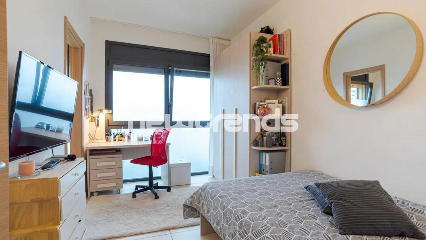 Agra: Moderno appartamento di 5 locali in bifamiliare con terrazza e vista. - Foto 11 di 13