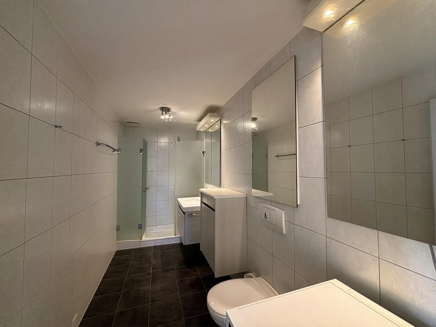 Bright and spacious 3.5-room apartment in Lachen - Photo 7 of 11
