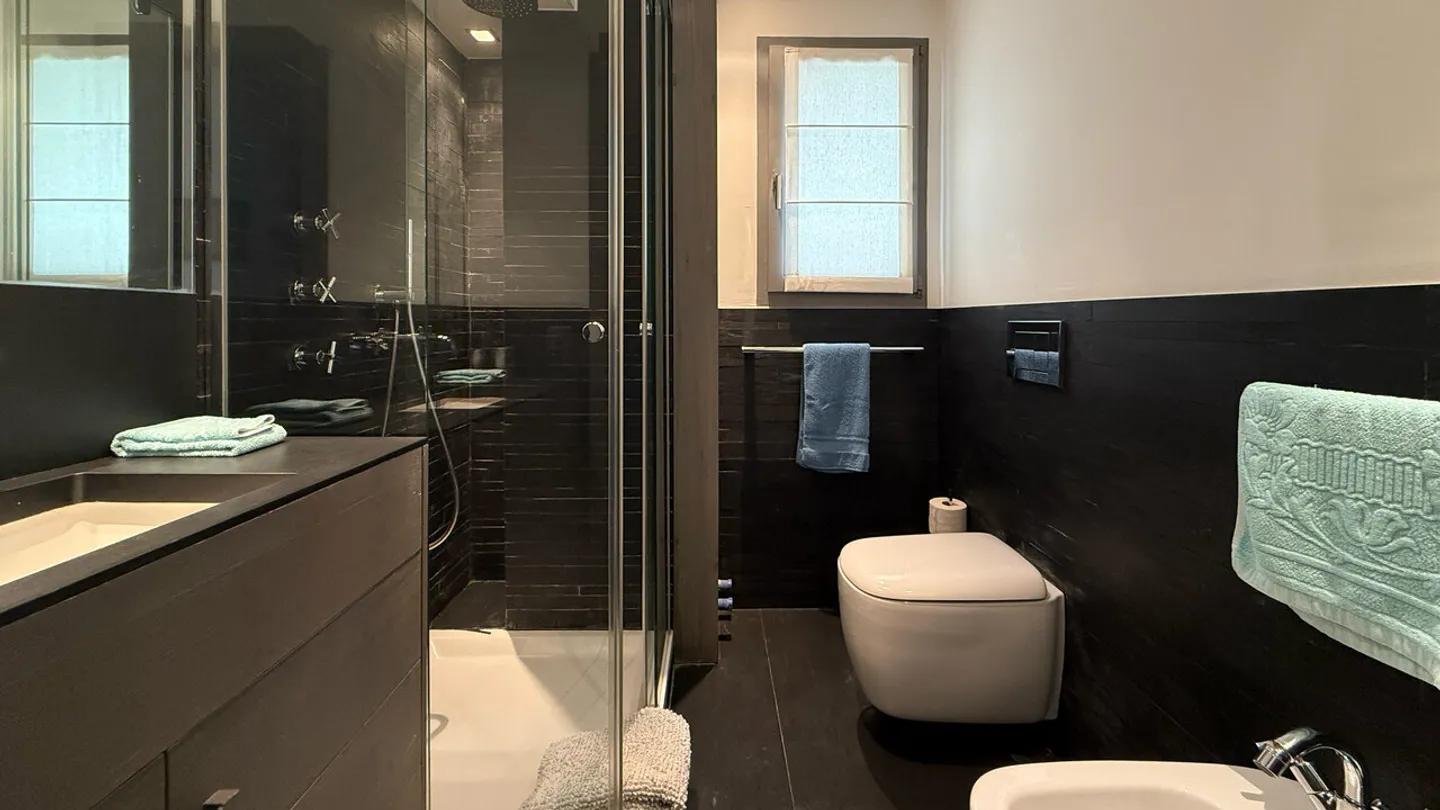 Appartamento in affitto - Foto 9 di 12