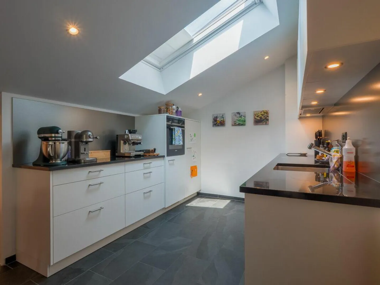 Moderne 3.5 Z' Dachwohnung mit 1 Aussenparkplatz - Foto 10 von 12