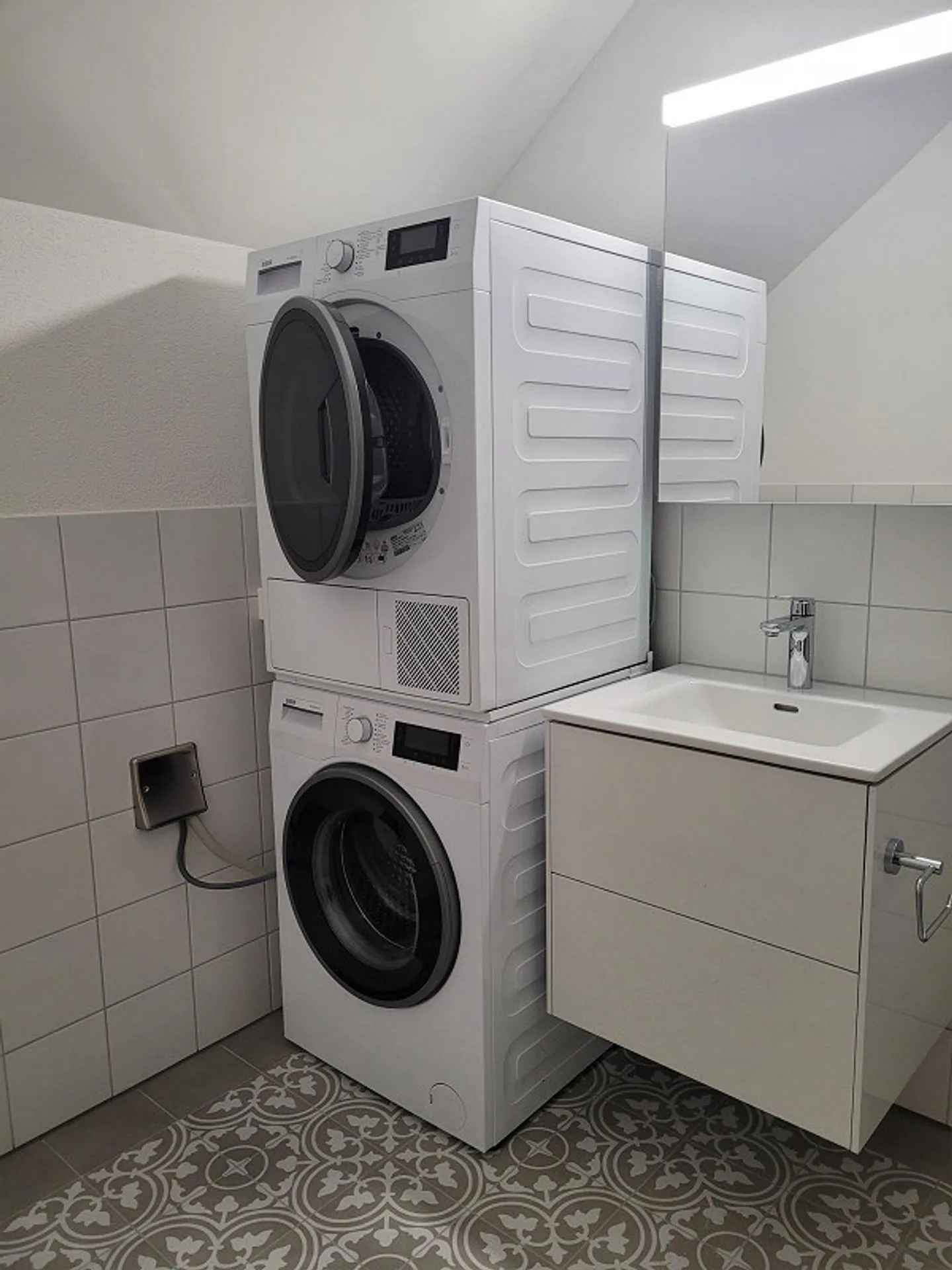 Charmante moderne Wohnung - Foto 13 von 14