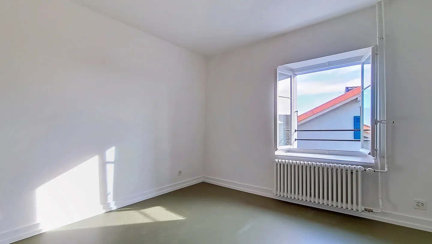 Beautiful renovated winegrower's house with view and absolute calm! - Photo 13 of 16