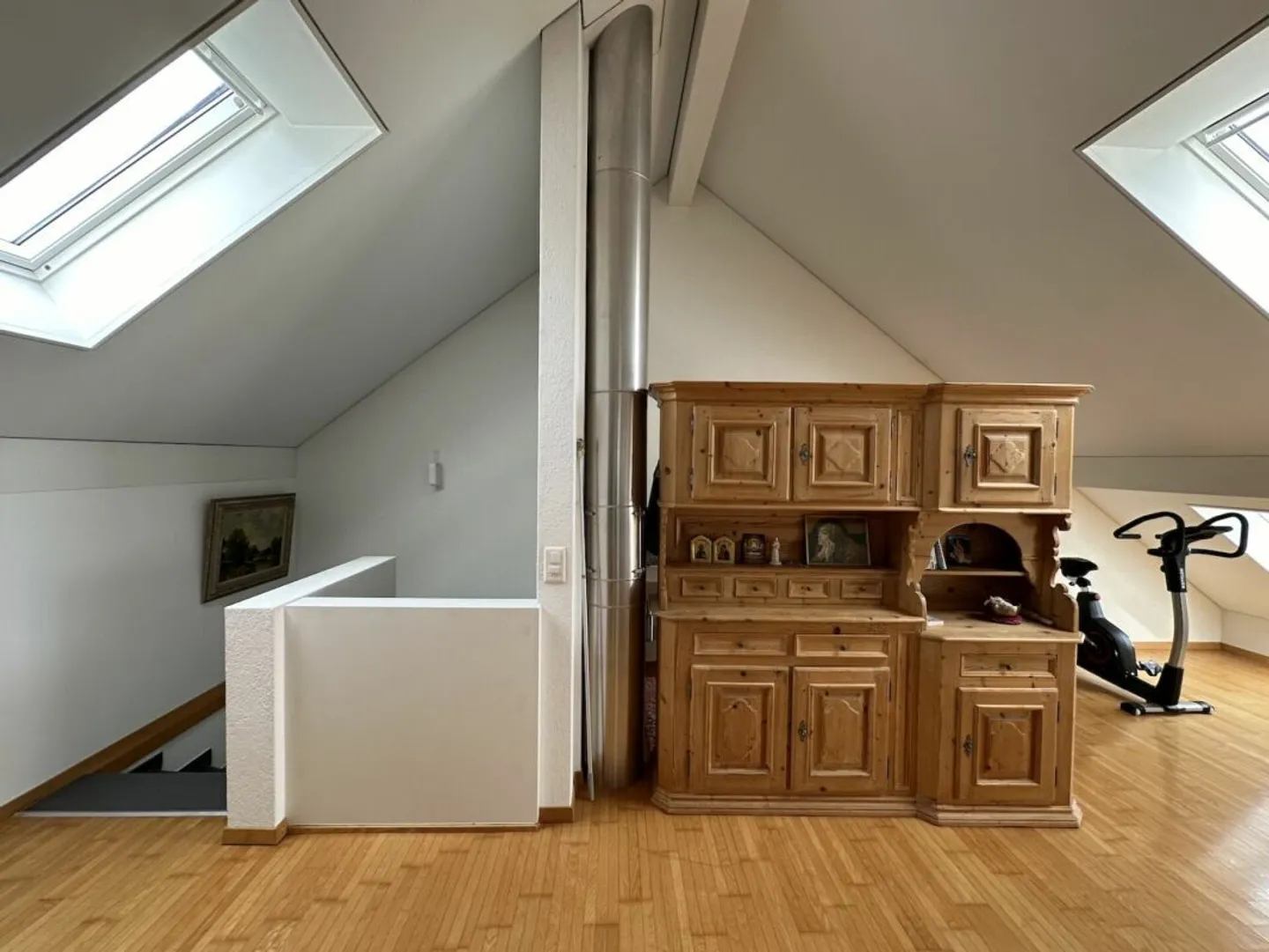 Well-maintained space miracle with beautiful views in a quiet location - Photo 14 of 16